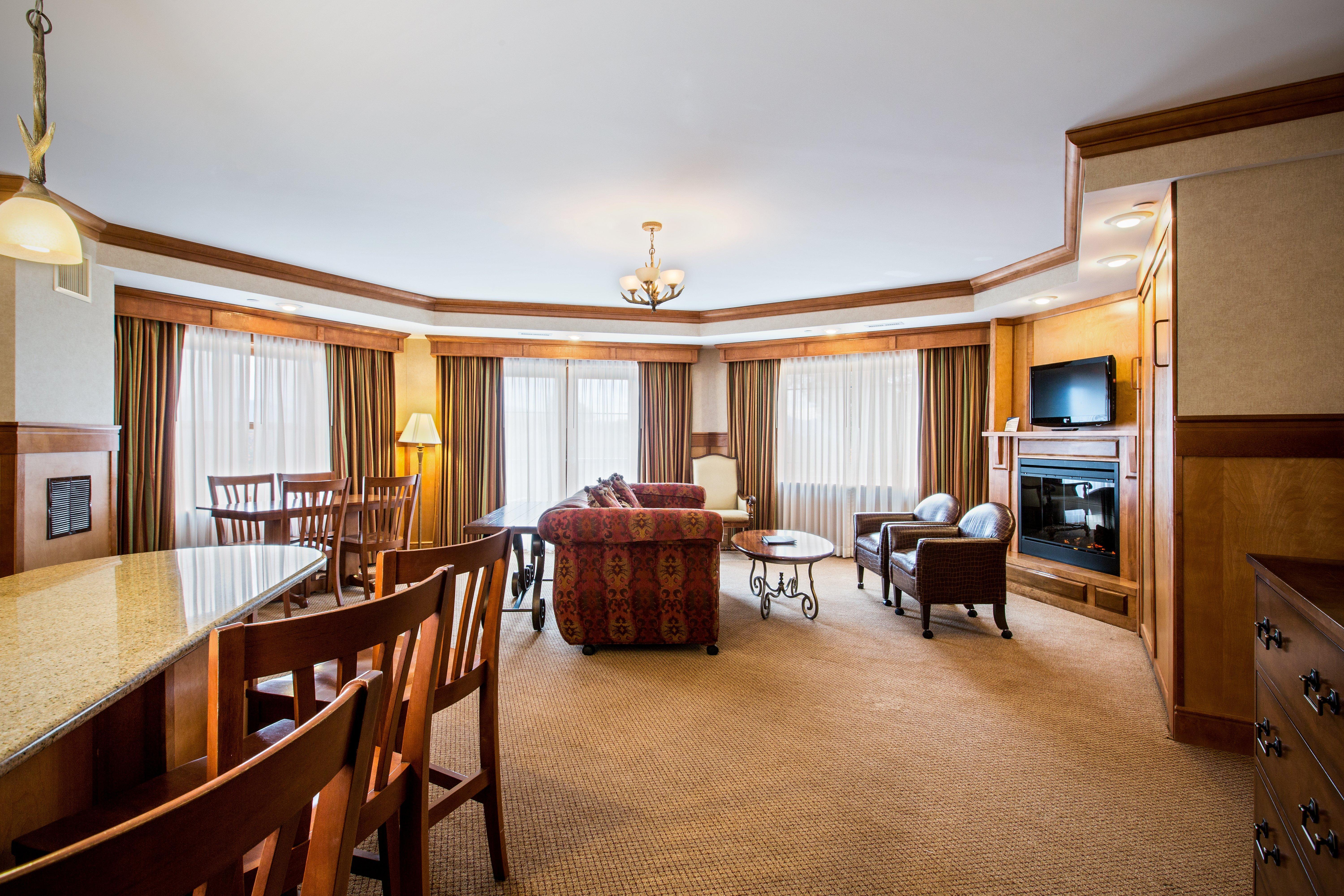 Crowne Plaza Lake Placid By Ihg Екстериор снимка
