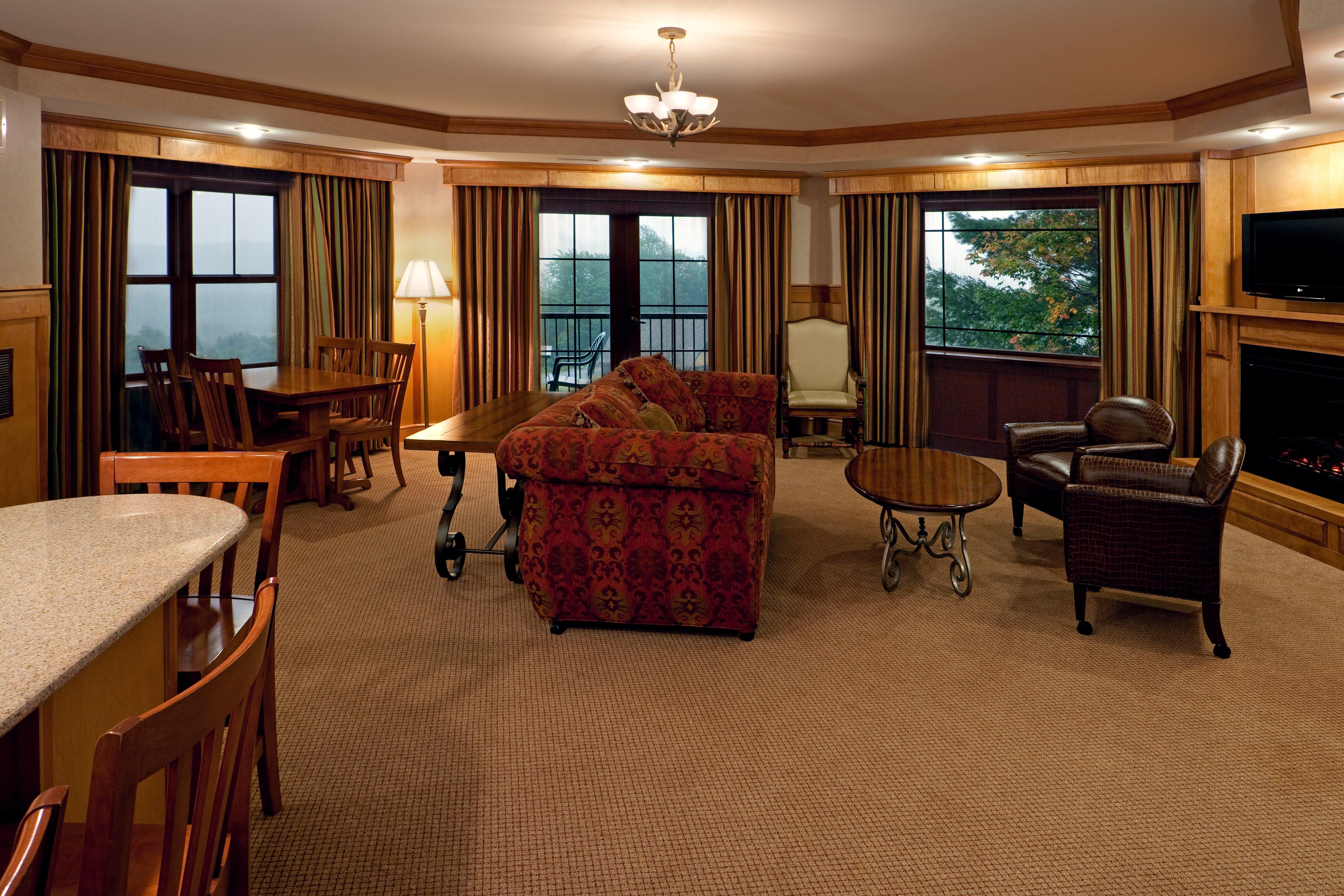 Crowne Plaza Lake Placid By Ihg Екстериор снимка