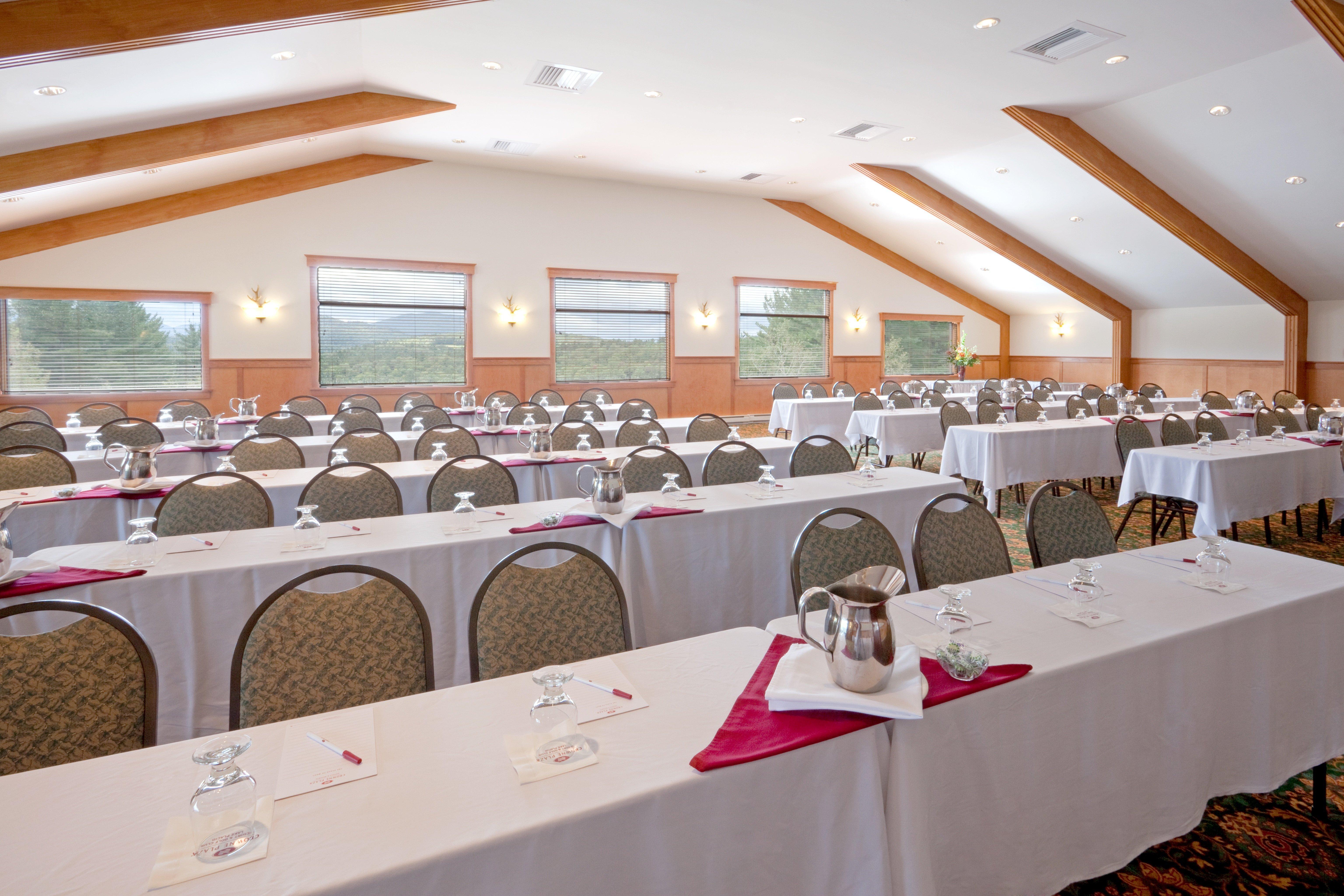 Crowne Plaza Lake Placid By Ihg Екстериор снимка
