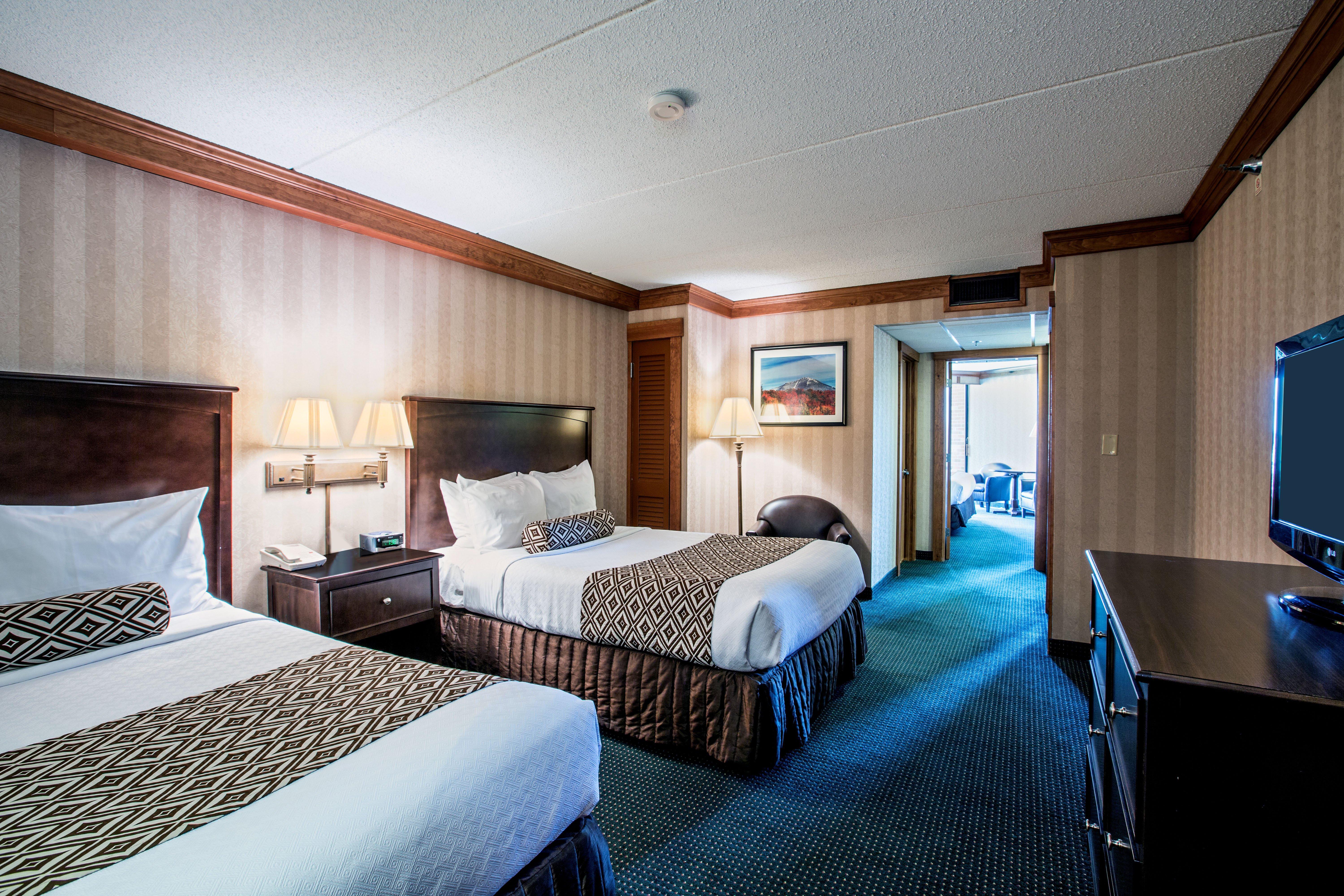 Crowne Plaza Lake Placid By Ihg Екстериор снимка