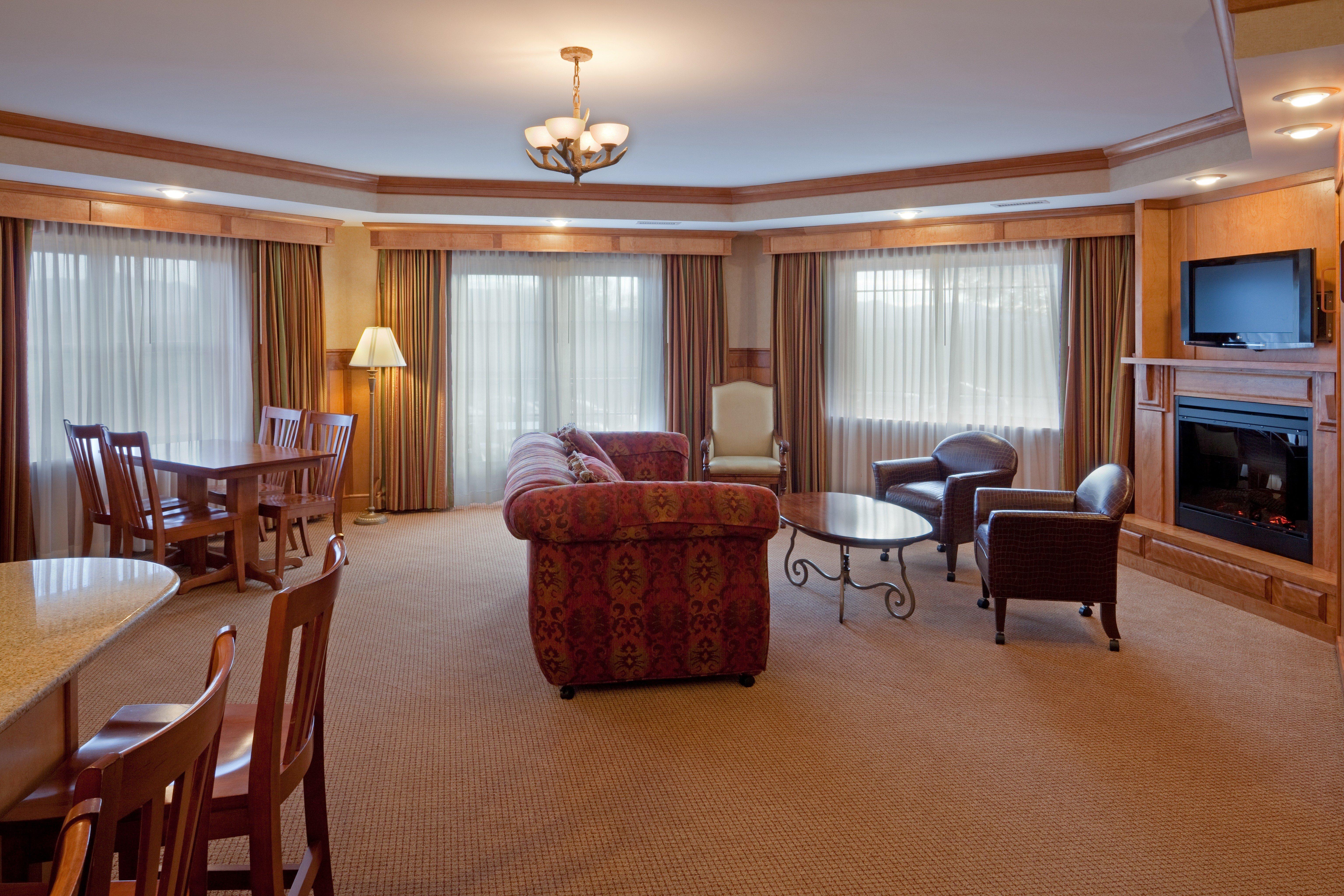 Crowne Plaza Lake Placid By Ihg Стая снимка