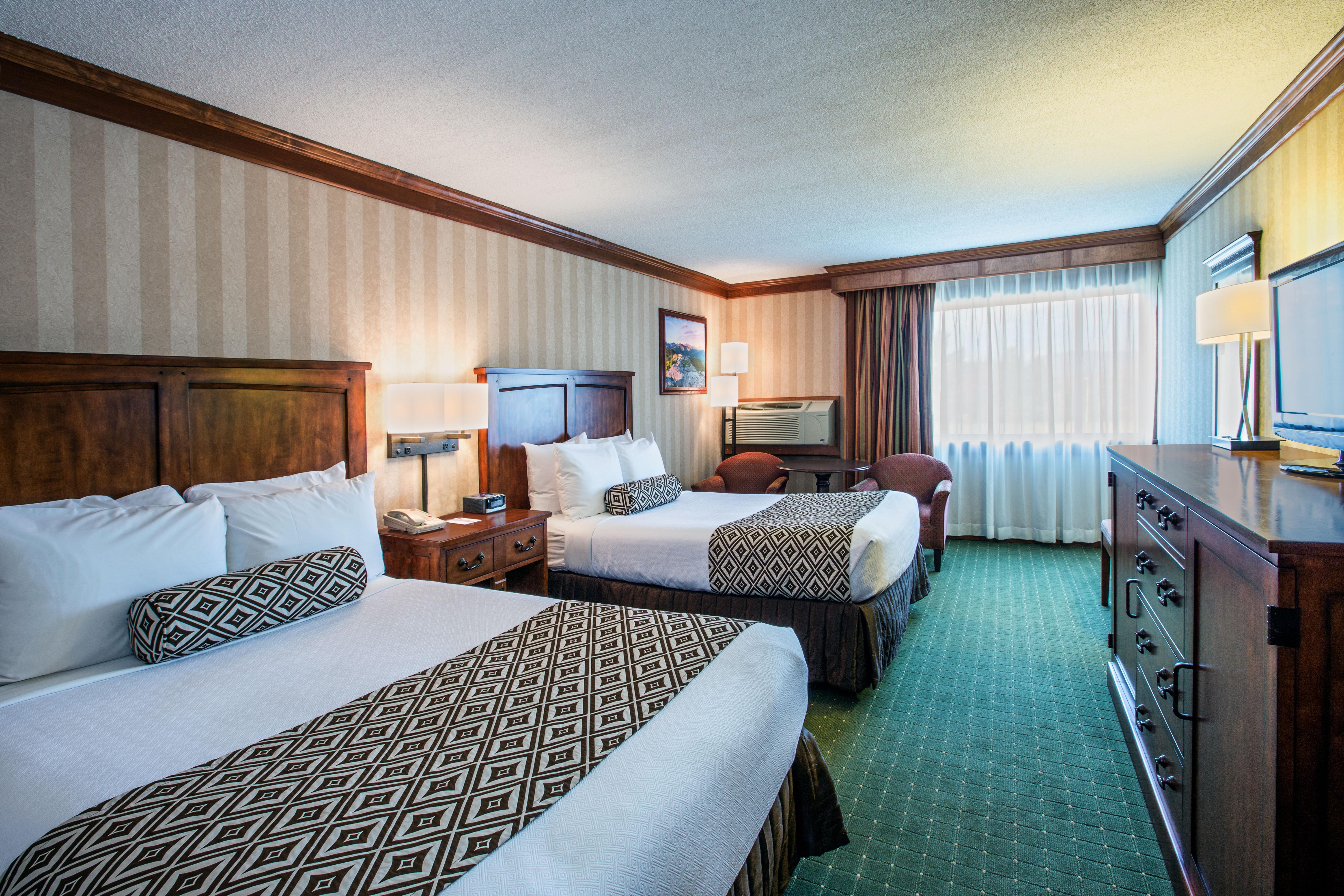 Crowne Plaza Lake Placid By Ihg Екстериор снимка