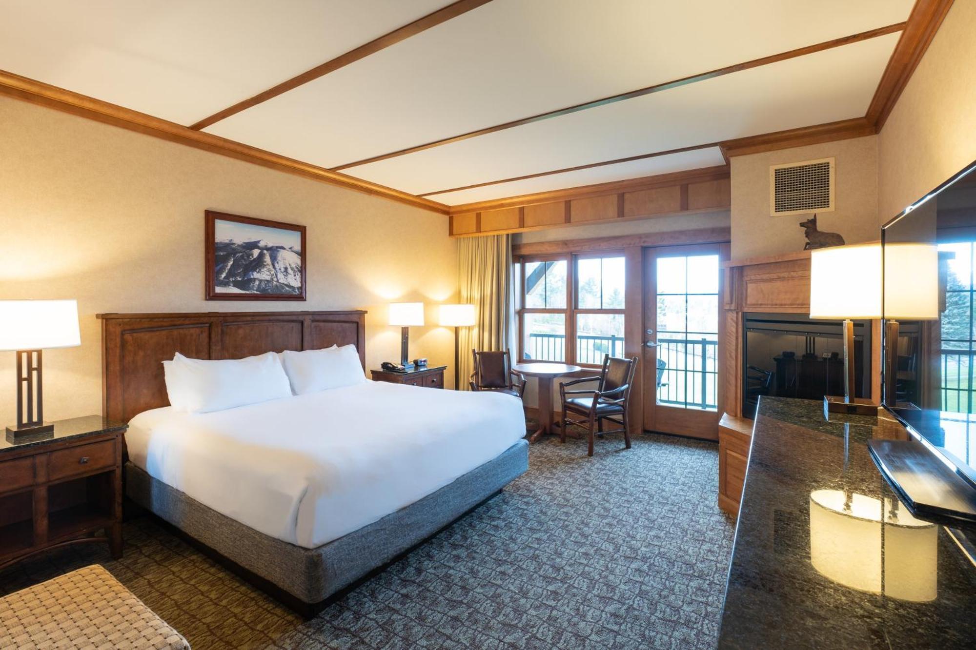 Crowne Plaza Lake Placid By Ihg Екстериор снимка